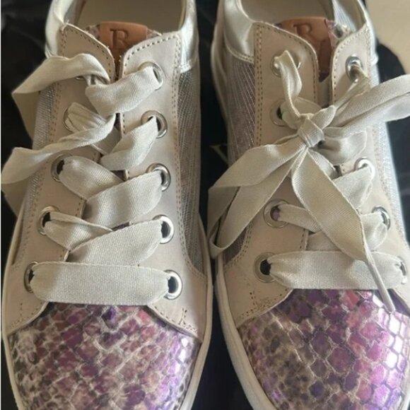 NIB Ron White Layton Lades Sneakers - Picture 2 of 8